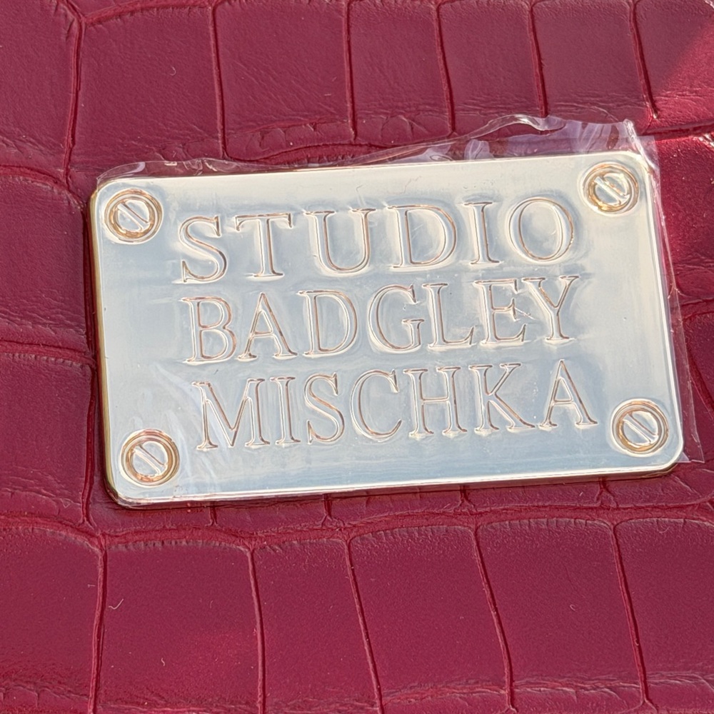 BADGLEY MISCHKA STUDIO Wine Crocodile-Embossed Shoulder Tote Bag - Picture 7 of 13